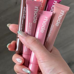 Rhode Peptide Lip Tint