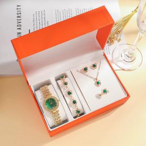 Luxe Emerald Heart 5-Piece Women’s Gift Set