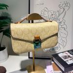 Jinbeixiong Heritage Motif Flap Bag