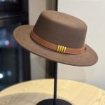 FRENCH STYLE WOOLEN HAT WITH BROWN BELT